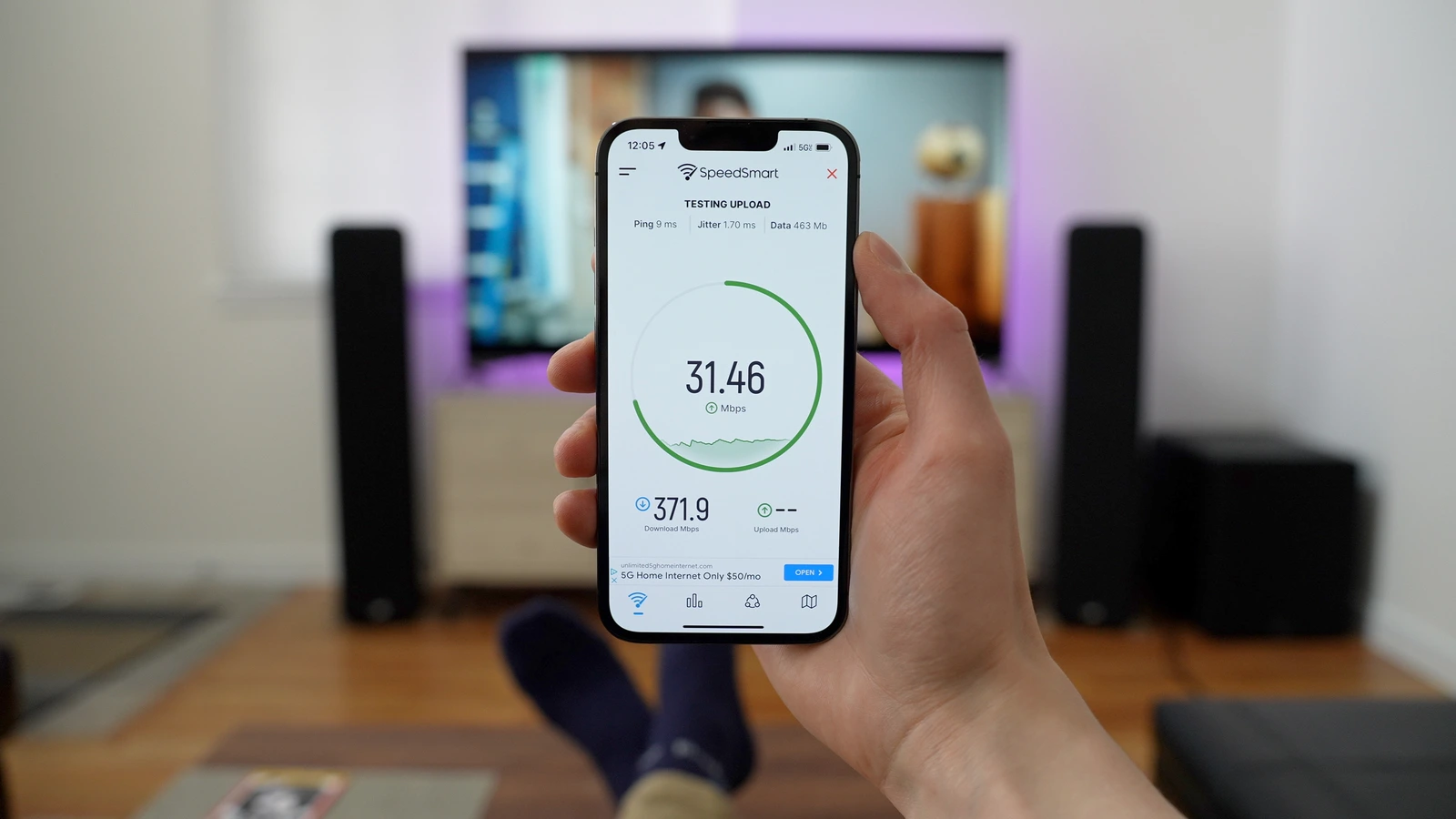 An upload speed test being run using SpeedSmart